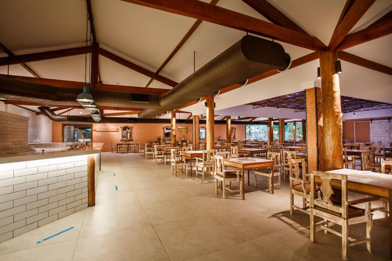 La Torre Resort All Inclusive Porto Seguro Bagian luar foto The dining room at the new boarding house