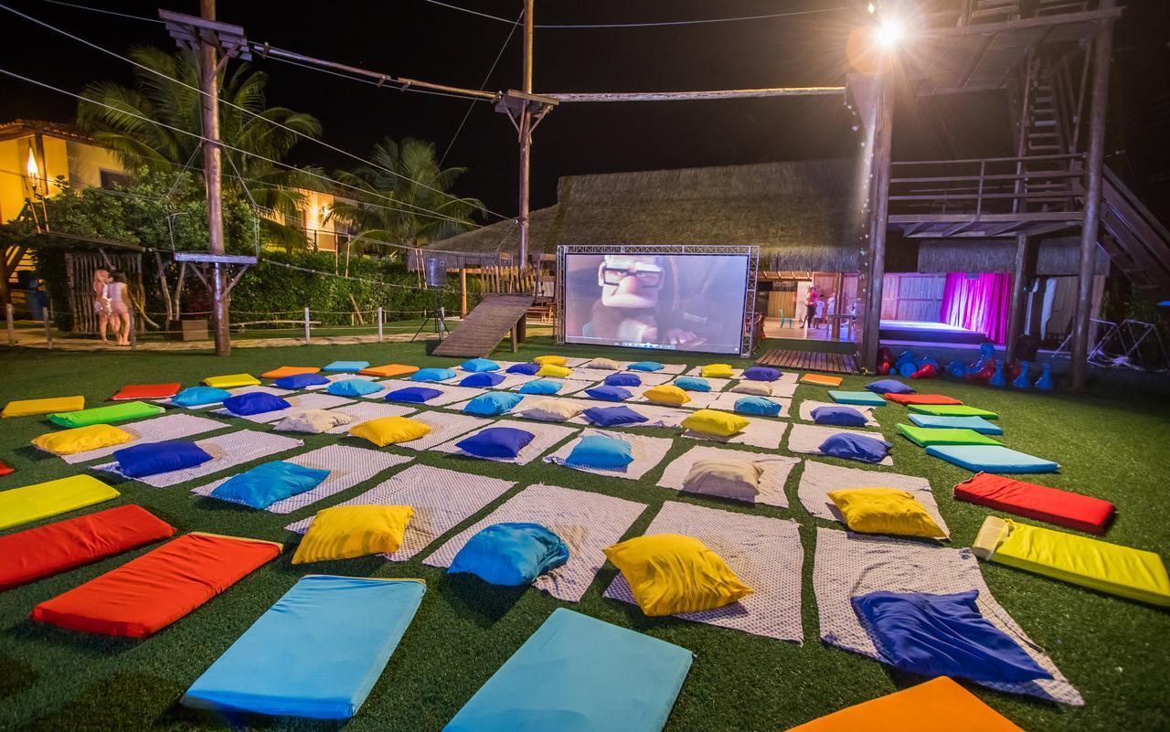 La Torre Resort All Inclusive Porto Seguro Bagian luar foto The lawn at the resort